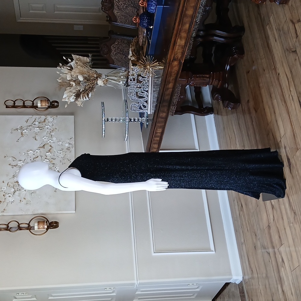 Windsor Black Shiny Asymmetrical Ruffle Floor-Length Cocktail Dress. Size S - Picture 12 of 17